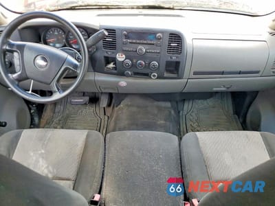 Zdjęcie 8 z 12 samochodu: 2009 CHEVROLET SILVERADO C1500 VIN:1GCEC19X39Z136909 - miniatura