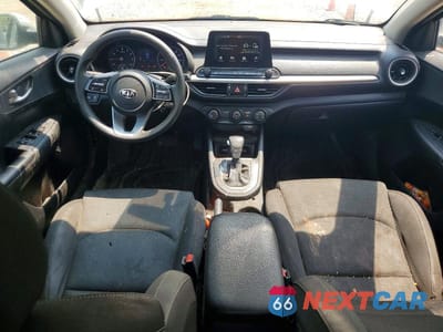 Zdjęcie 8 z 12 samochodu: 2020 KIA FORTE LXS VIN:3KPF24AD1LE176273 - miniatura