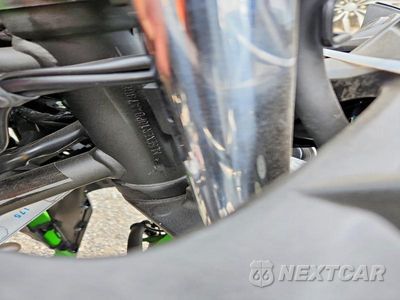 Zdjęcie 9 z 9 samochodu: 2023 KAWASAKI EX650 R VIN:ML5EXER10PDAA7908 - miniatura