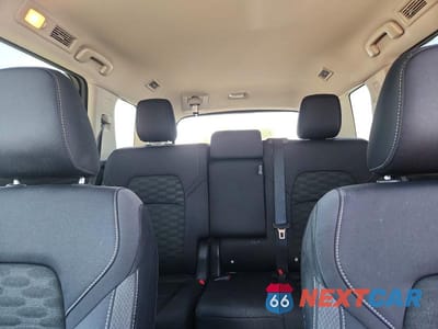 Zdjęcie 10 z 14 samochodu: 2026 NISSAN PATHFINDER SV VIN:5N1DR3BE6TC213129 - miniatura