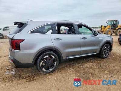 Trzecie zdjęcie samochodu z tyłu: 2025 KIA SORENTO SXP VIN:KNDRKDJG9S5414954 - miniatura