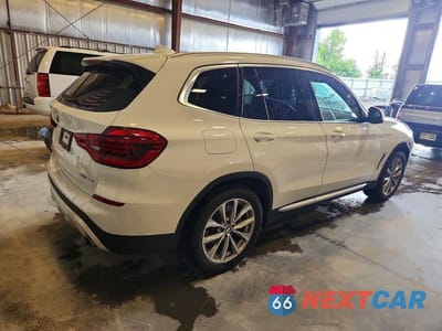 Trzecie zdjęcie samochodu z tyłu: 2019 BMW X3 XDRIVE30I VIN:5UXTR9C50KLE13621 - miniatura