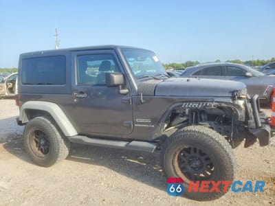 Czwarte zdjęcie samochodu z boku: 2014 JEEP WRANGLER SPORT VIN:1C4AJWAG4EL167614 - miniatura