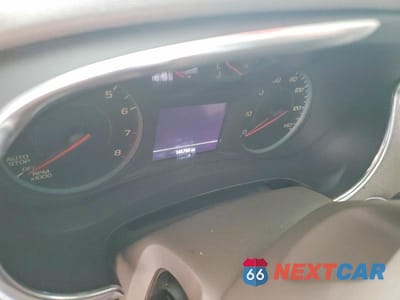 Zdjęcie 9 z 12 samochodu: 2019 CHEVROLET MALIBU LT VIN:1G1ZD5ST1KF135965 - miniatura
