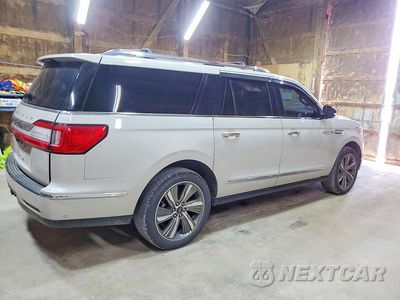 Trzecie zdjęcie samochodu z tyłu: 2019 LINCOLN NAVIGATOR L RESERVE VIN:5LMJJ3LT9KEL20134 - miniatura