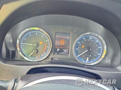 Zdjęcie 9 z 12 samochodu: 2018 TOYOTA COROLLA LE VIN:2T1BURHE4JC100823 - miniatura