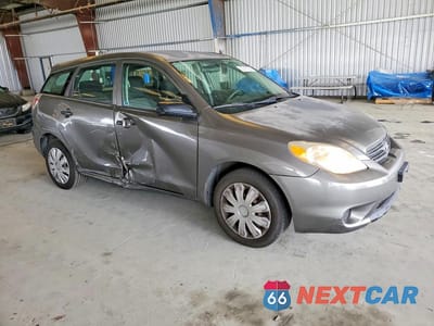 Czwarte zdjęcie samochodu z boku: 2008 TOYOTA MATRIX BASE VIN:2T1KR32E88C713853 - miniatura