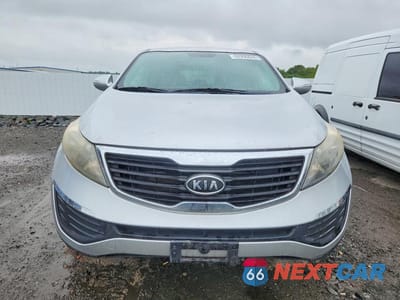Piąte zdjęcie samochodu w środku: 2012 KIA SPORTAGE LX VIN:KNDPB3A20C7271923 - miniatura