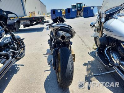 Czwarte zdjęcie samochodu z boku: 2008 HONDA CBR600 RR VIN:JH2PC40478M102990 - miniatura