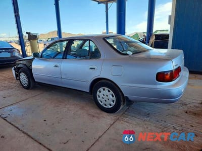 Drugie zdjęcie samochodu z przodu: 1995 TOYOTA CAMRY LE VIN:JT2SK12E6S0287969 - miniatura