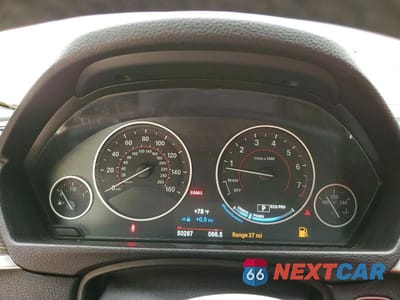 Zdjęcie 9 z 12 samochodu: 2016 BMW 328 XI SULEV VIN:WBA8E3C50GK504802 - miniatura