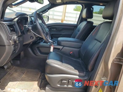 Zdjęcie 7 z 12 samochodu: 2021 NISSAN TITAN PRO-4X VIN:1N6AA1ED1MN524752 - miniatura