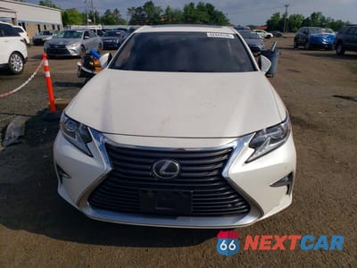Piąte zdjęcie samochodu w środku: 2018 LEXUS ES 350 VIN:58ABK1GG2JU113152 - miniatura