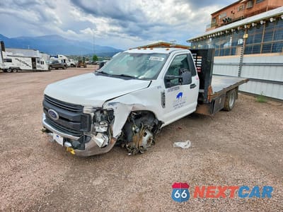 2017 FORD F350 SUPER DUTY 1FDRF3G61HEE06350 - główne zdjęcie licytacji z USA - miniatura