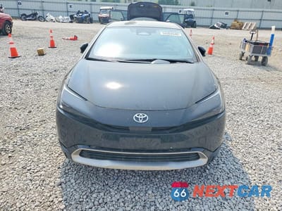 Piąte zdjęcie samochodu w środku: 2023 TOYOTA PRIUS PRIME XSE PREMIUM VIN:JTDACACU6P3006734 - miniatura