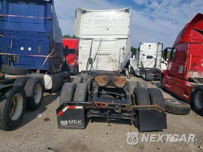 Zdjęcie 6 z 14 samochodu: 2022 VOLVO VNL SEMI TRUCK VIN:4V4NC9EH5NN291237 - miniatura