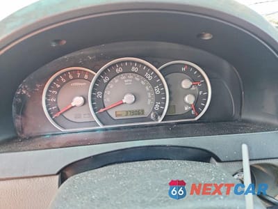 Zdjęcie 9 z 12 samochodu: 2007 KIA SORENTO BASE VIN:KNDJD736775700189 - miniatura