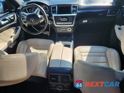 Zdjęcie 8 z 13 samochodu: 2015 MERCEDES-BENZ GL 63 AMG VIN:4JGDF7EE1FA489228 - miniatura