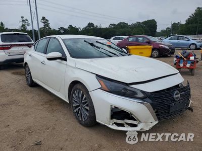 Czwarte zdjęcie samochodu z boku: 2023 NISSAN ALTIMA SV VIN:1N4BL4DV9PN358083 - miniatura
