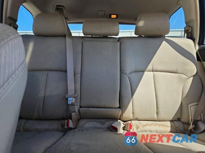 Zdjęcie 10 z 14 samochodu: 2011 SUBARU OUTBACK 2.5I PREMIUM VIN:4S4BRCFC1B1335276 - miniatura
