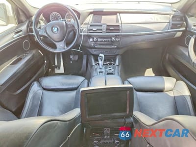 Zdjęcie 8 z 13 samochodu: 2012 BMW X6 M VIN:5YMGZ0C53CLK14728 - miniatura