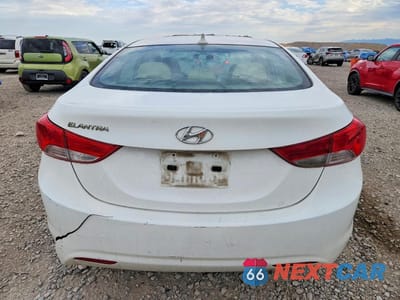 Zdjęcie 6 z 12 samochodu: 2012 HYUNDAI ELANTRA GLS VIN:5NPDH4AE0CH107732 - miniatura