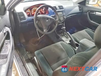 Zdjęcie 8 z 12 samochodu: 2005 HONDA ACCORD LX VIN:1HGCM72535A027196 - miniatura