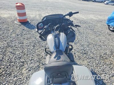 Zdjęcie 6 z 9 samochodu: 2024 HARLEY-DAVIDSON FLTRX VIN:1HD1KH716RB664170 - miniatura