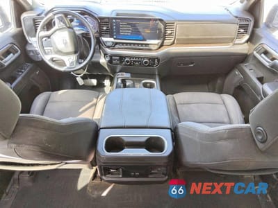 Zdjęcie 8 z 12 samochodu: 2023 CHEVROLET SILVERADO K1500 LT TRAIL BOSS VIN:3GCUDFE82PG341994 - miniatura