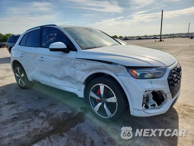 Czwarte zdjęcie samochodu z boku: 2024 AUDI Q5 PREMIUM PLUS 45 VIN:WA1EAAFY7R2054834 - miniatura