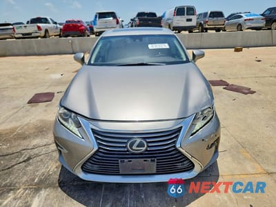 Piąte zdjęcie samochodu w środku: 2016 LEXUS ES 350 VIN:58ABK1GGXGU018203 - miniatura