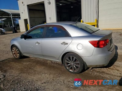 Drugie zdjęcie samochodu z przodu: 2010 KIA FORTE SX VIN:KNAFW4A37A5288481 - miniatura