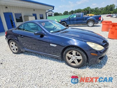 Czwarte zdjęcie samochodu z boku: 2007 MERCEDES-BENZ SLK 280 VIN:WDBWK54F57F146531 - miniatura