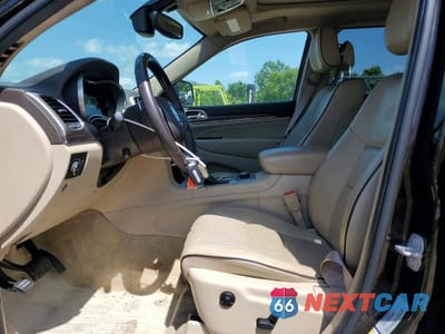 Zdjęcie 7 z 12 samochodu: 2017 JEEP GRAND CHEROKEE OVERLAND VIN:1C4RJFCG9HC843950 - miniatura
