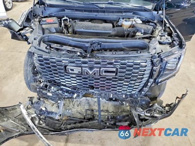 Zdjęcie 12 z 13 samochodu: 2024 GMC YUKON XL DENALI ULTIMATE VIN:1GKS2KKL0RR281011 - miniatura