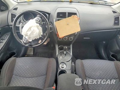 Zdjęcie 8 z 13 samochodu: 2011 MITSUBISHI OUTLANDER SPORT SE VIN:JA4AR4AU3BZ006824 - miniatura