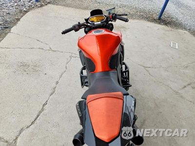 Zdjęcie 6 z 9 samochodu: 2012 KAWASAKI ZR1000 D VIN:JKAZRCD12CA028988 - miniatura