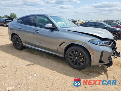 Czwarte zdjęcie samochodu z boku: 2025 BMW X6 XDRIVE40I VIN:5UX33EX00S9W23381 - miniatura
