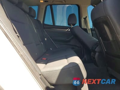 Zdjęcie 10 z 13 samochodu: 2017 BMW X3 SDRIVE28I VIN:5UXWZ7C3XH0X39370 - miniatura