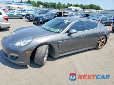 2013 PORSCHE PANAMERA S HYBRID WP0AD2A73DL045194 - główne zdjęcie licytacji z USA - miniatura
