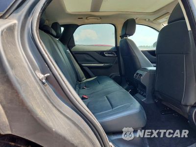 Zdjęcie 11 z 13 samochodu: 2017 JAGUAR F-PACE VIN:SADCS2BV3HA062837 - miniatura