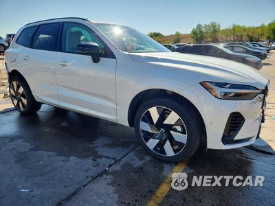 Czwarte zdjęcie samochodu z boku: 2024 VOLVO XC60 PLUS VIN:YV4H60DL3R1823578 - miniatura