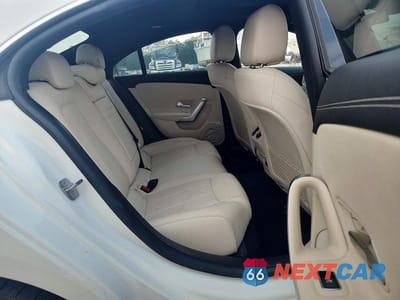 Zdjęcie 10 z 12 samochodu: 2023 MERCEDES-BENZ CLA 250 VIN:W1K5J4GB0PN362494 - miniatura