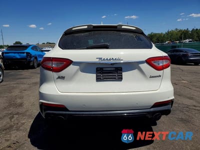 Zdjęcie 6 z 12 samochodu: 2019 MASERATI LEVANTE S SPORT VIN:ZN661YUS8KX316658 - miniatura