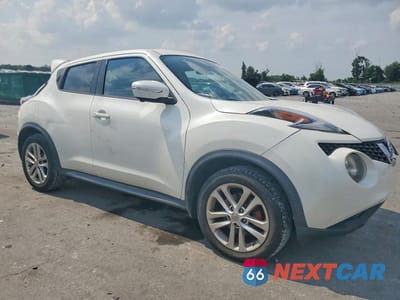 Czwarte zdjęcie samochodu z boku: 2015 NISSAN JUKE SL VIN:JN8AF5MV0FT553670 - miniatura