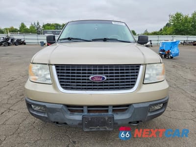 Piąte zdjęcie samochodu w środku: 2006 FORD EXPEDITION XLT VIN:1FMPU16556LA17939 - miniatura
