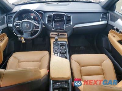 Zdjęcie 8 z 12 samochodu: 2016 VOLVO XC90 T6 VIN:YV4A22PK6G1067267 - miniatura