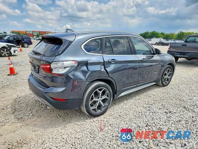 Trzecie zdjęcie samochodu z tyłu: 2018 BMW X1 XDRIVE28I VIN:WBXHT3C34J5K27989 - miniatura