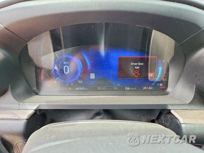 Zdjęcie 9 z 13 samochodu: 2023 FORD EXPLORER PLATINUM VIN:1FM5K8HC2PGA44740 - miniatura
