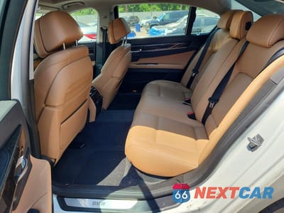 Zdjęcie 10 z 12 samochodu: 2013 BMW 740 LI VIN:WBAYE4C52DD137066 - miniatura